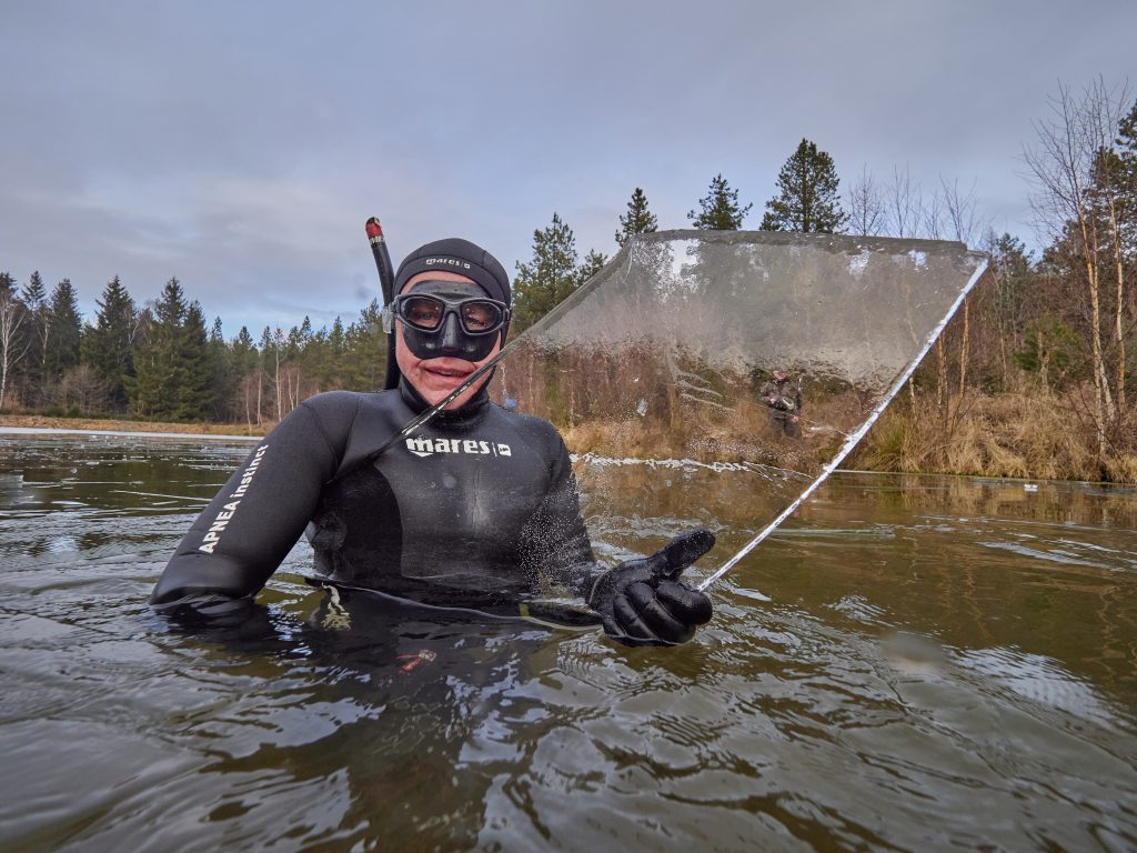 ice freediving lisci rybník liščí hrádecký kristinin hrádek 