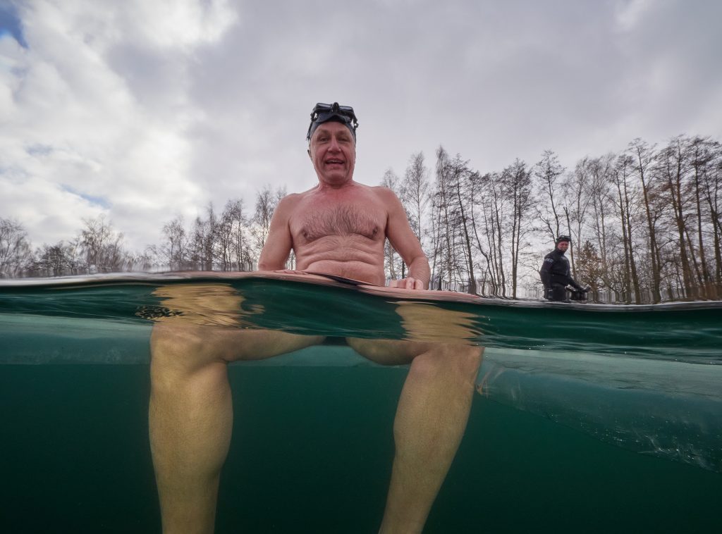 Freediving Ice pod ledem barbora na jeden nádech apneasite