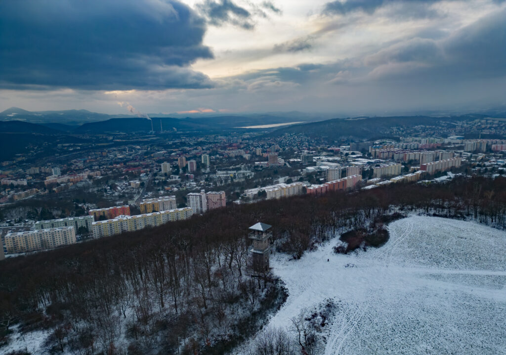 DJI mini Erbenova vyhlídka Milada Ústí nad Labem