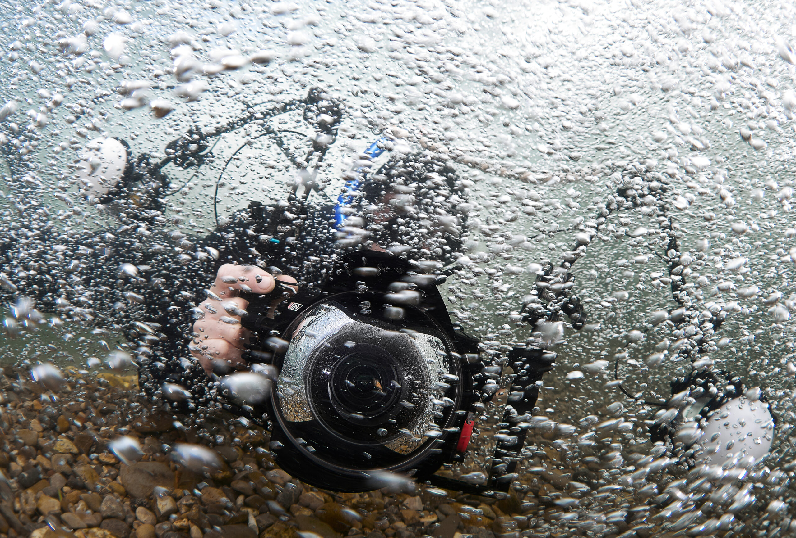 freediving underwater photo 