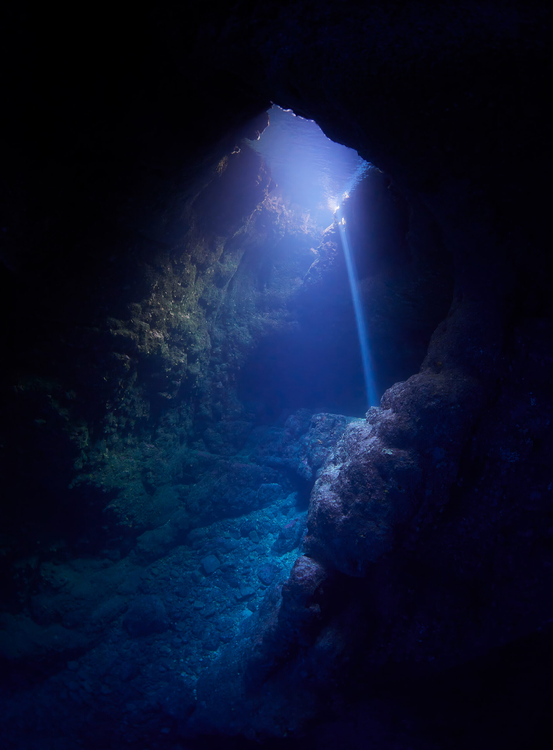 Greece freediving underwater caves yacht paxos